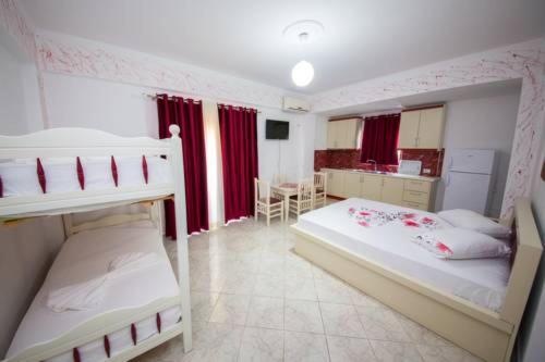 Poseidon Hotel Ksamil Luaran gambar