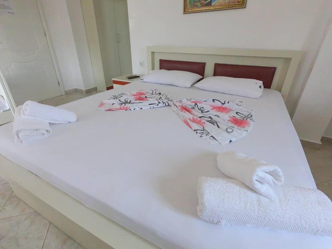 Poseidon Hotel Ksamil Luaran gambar